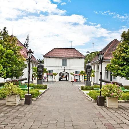 Happy Family Hotel Yogyakarta Esterno foto